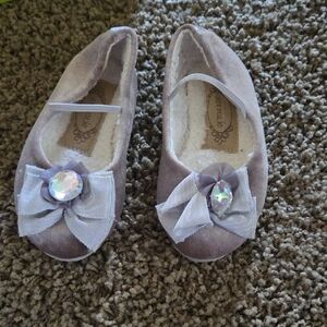 Joy Folie TODDLER SIZE 7 Charming Kids Shoes with Bow Accent